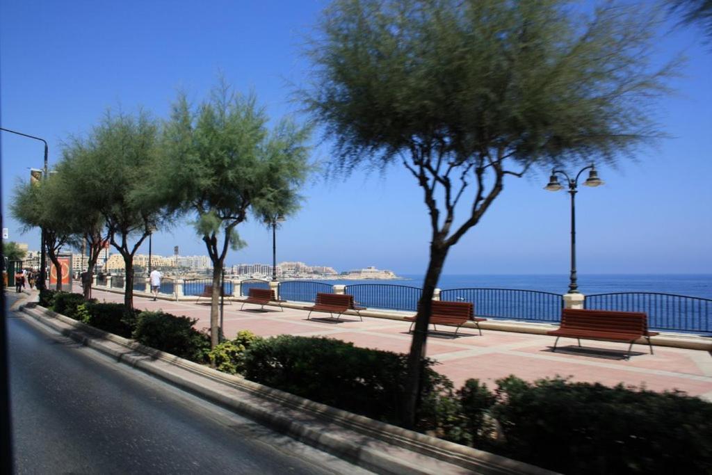 Seafront Lux Apart Inc Pool, Upmarket Area Sliema Exterior photo
